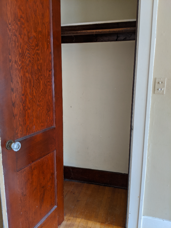 404 N Minnesota St #1 - Photo 4 of 17