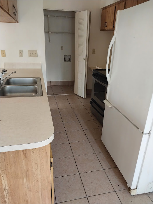 37826 15th Ave - Photo 2 of 4