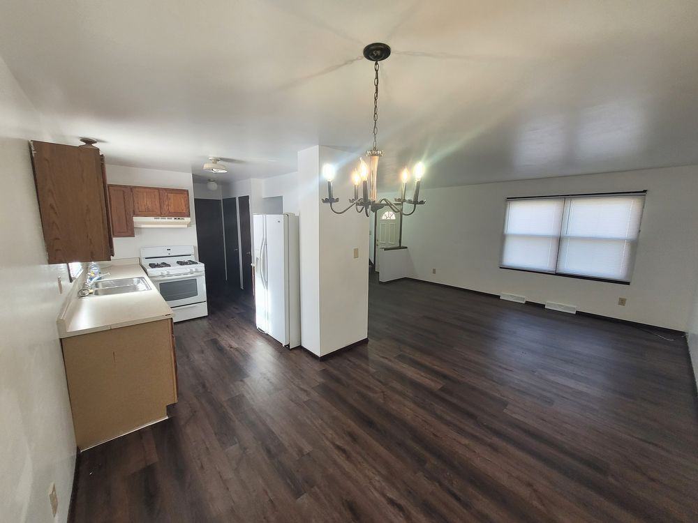 1803 W Highland Ave - Photo 3 of 10