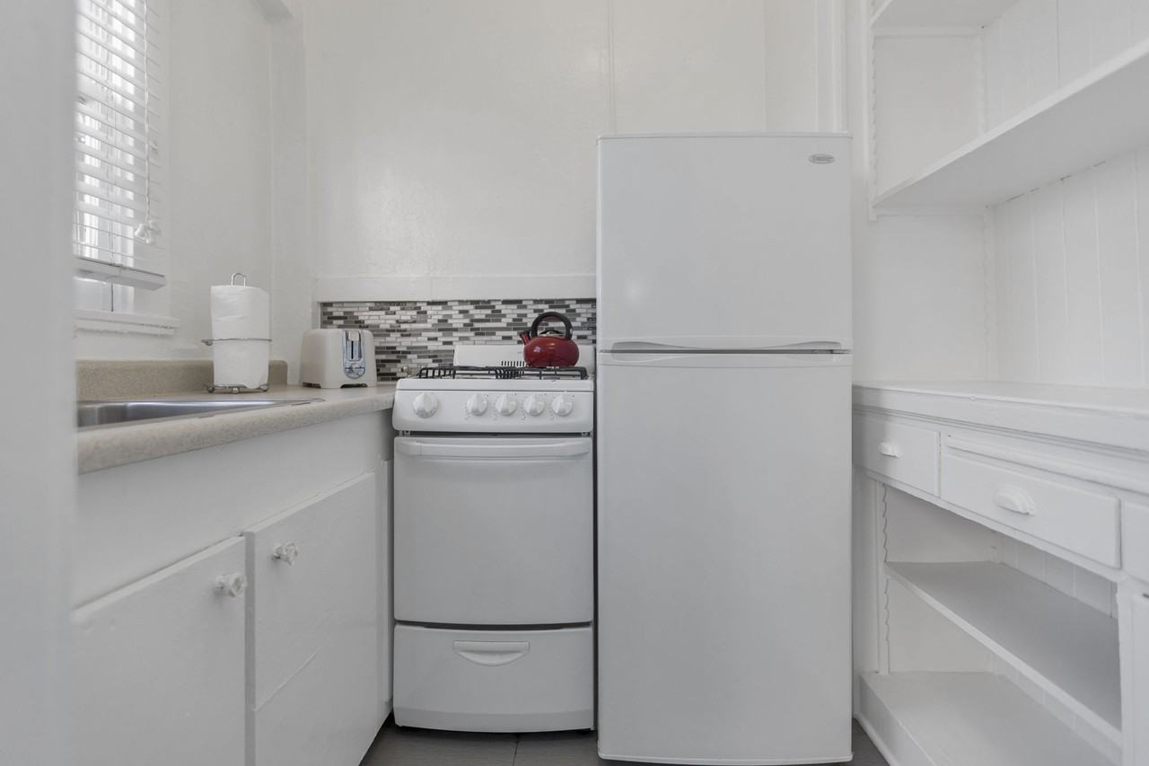 935 O'Farrell - Photo 3 of 37