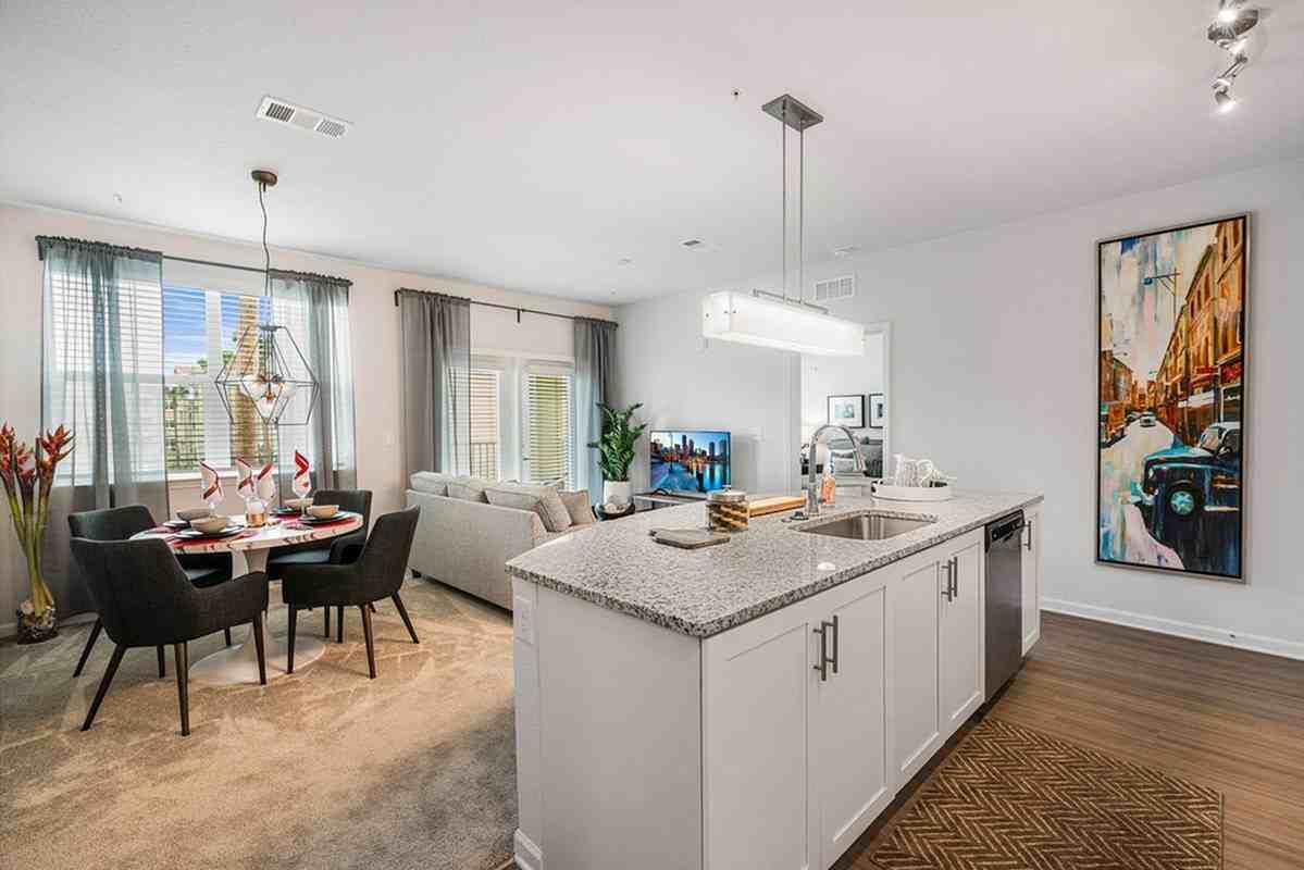 Lerner Parc at Gatlin Commons - Photo 3 of 23