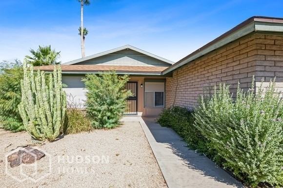 5548 W Muriel Dr - Photo 2 of 18