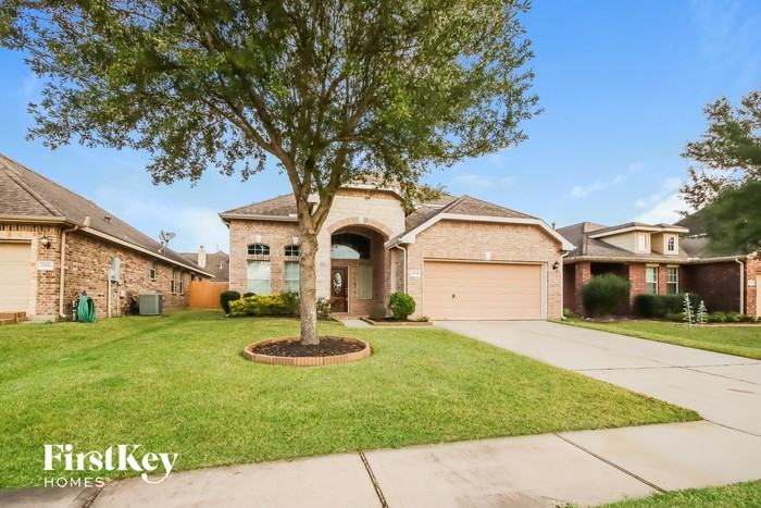 21535 Rose Mill Dr - Photo 2 of 15