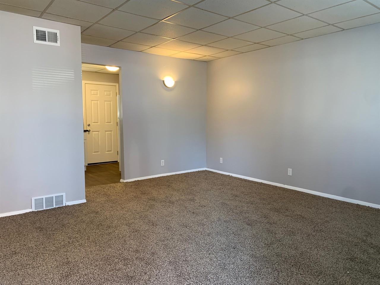 202 Grace St #C - Photo 2 of 10