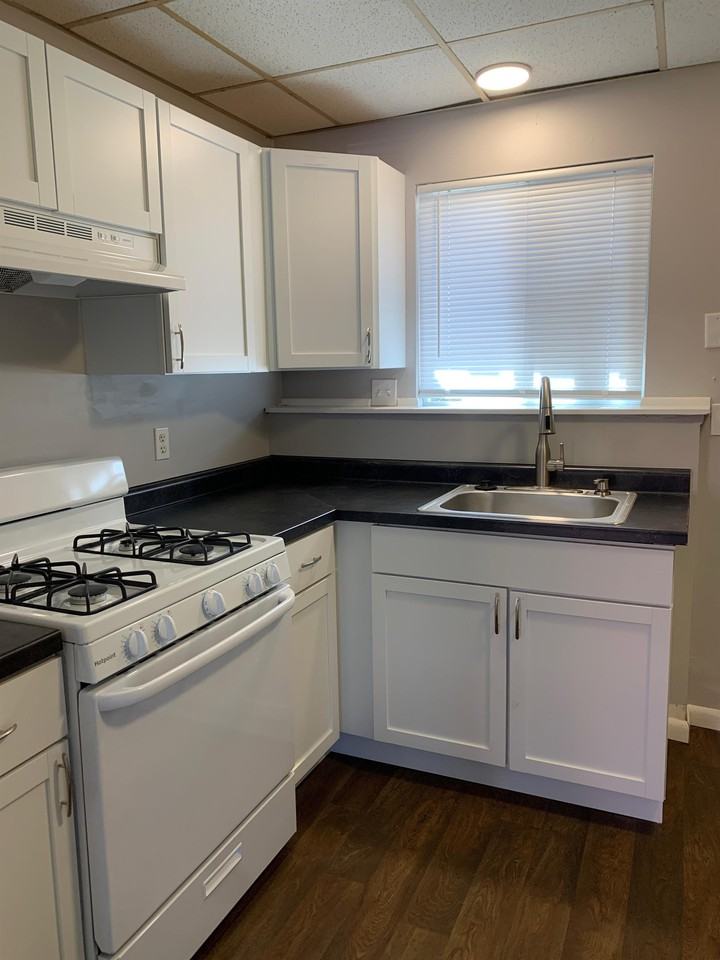 202 Grace St #C - Photo 4 of 10