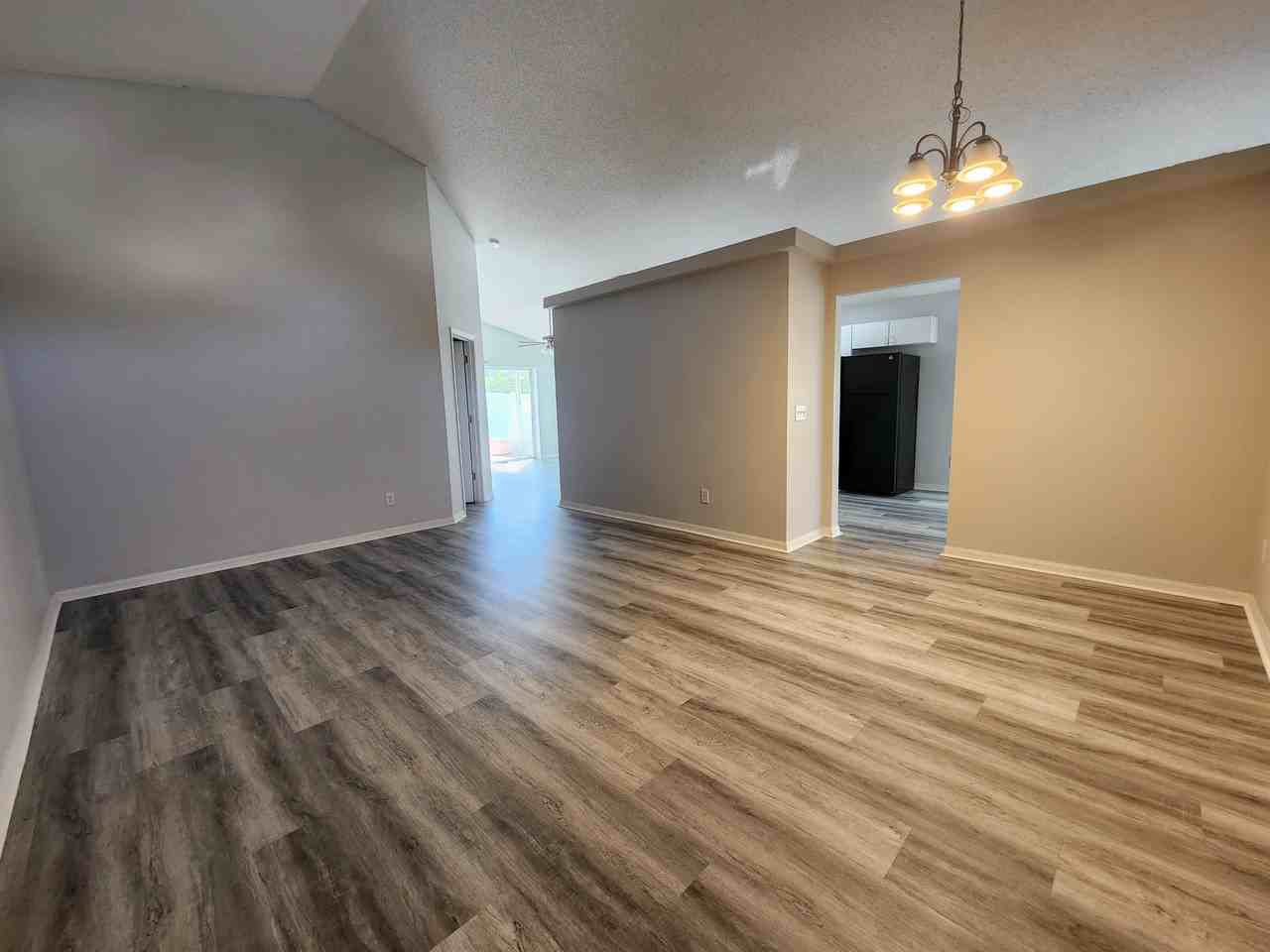262 Wingdale Way #1 - Photo 3 of 15