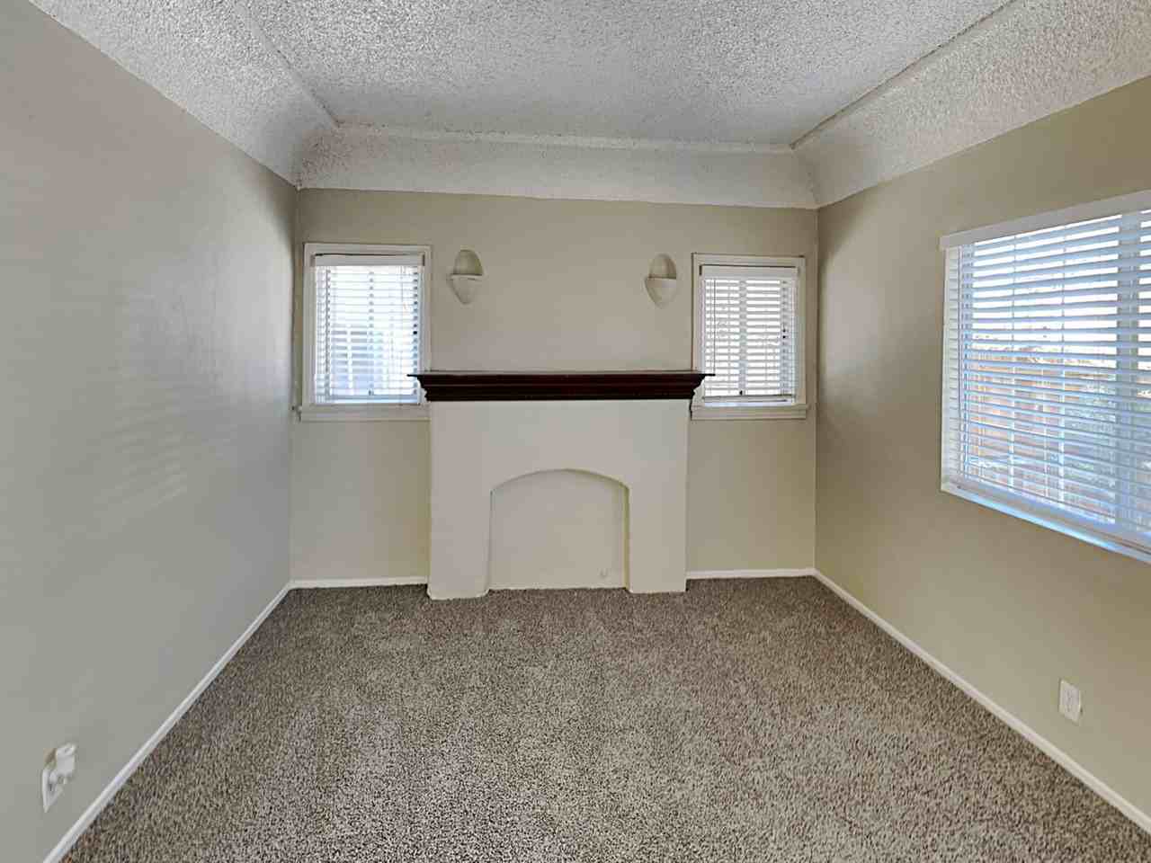 3114 Josephine St - Photo 3 of 13