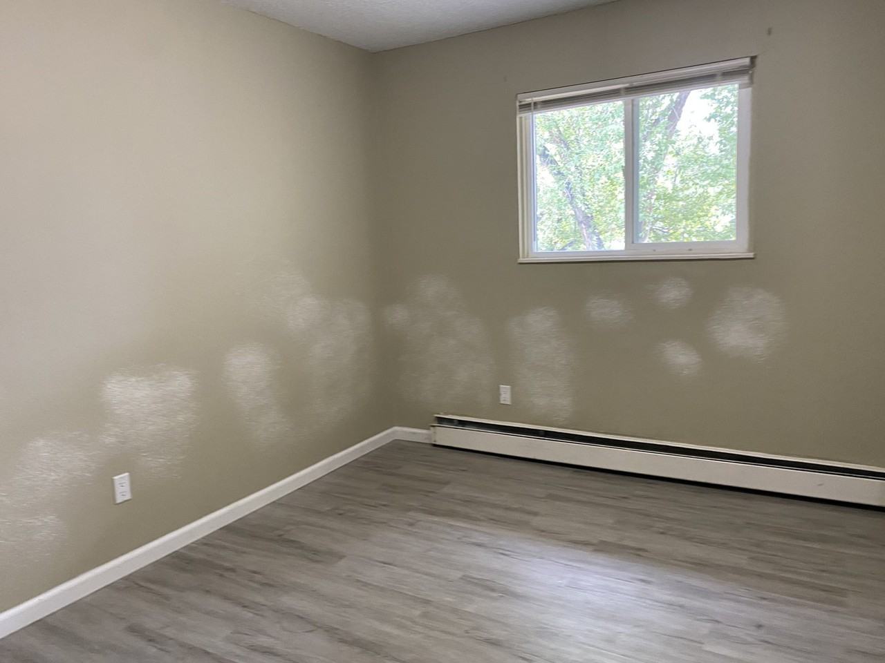 804 Swope Ave - Photo 3 of 9
