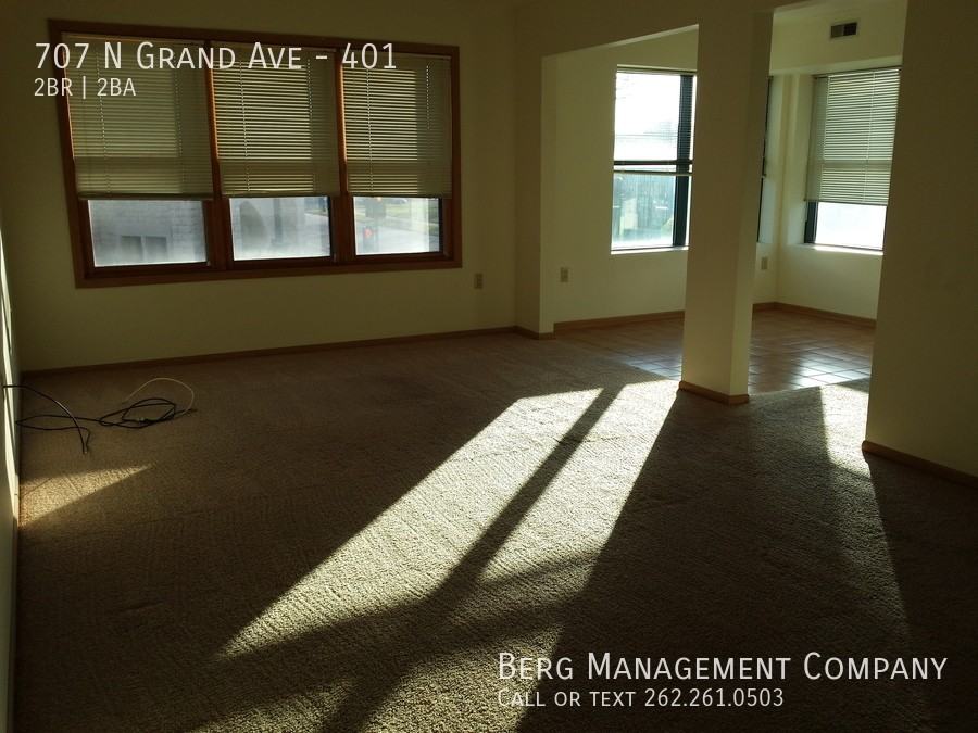 707 N Grand Ave #401 - Photo 2 of 10