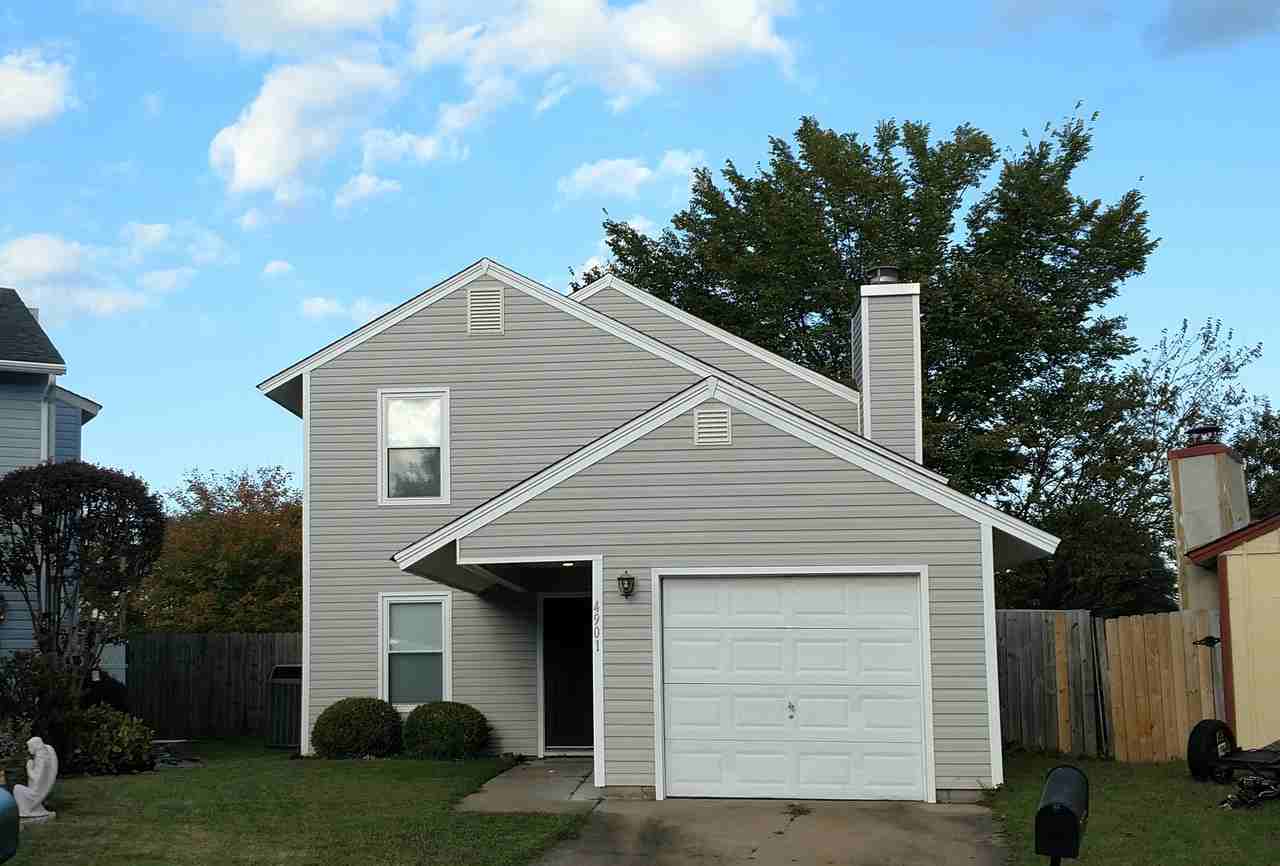 4901 Denny Dr #1 - Photo 6 of 45