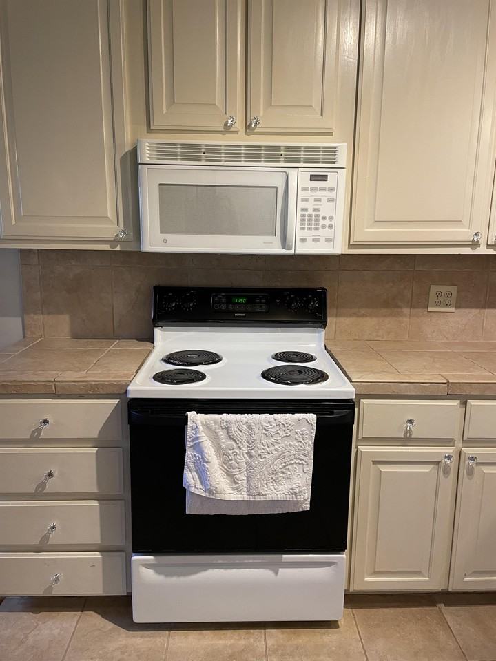 3713 Aransas St #1 - Photo 4 of 21