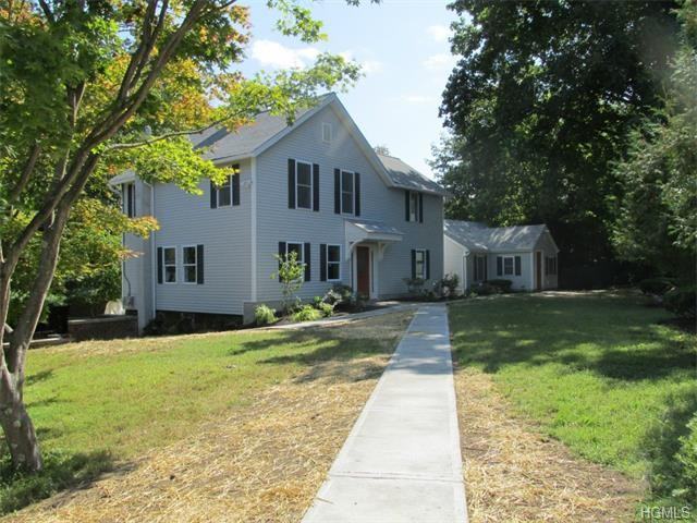 33 Old Locust Ave - Photo 2 of 11