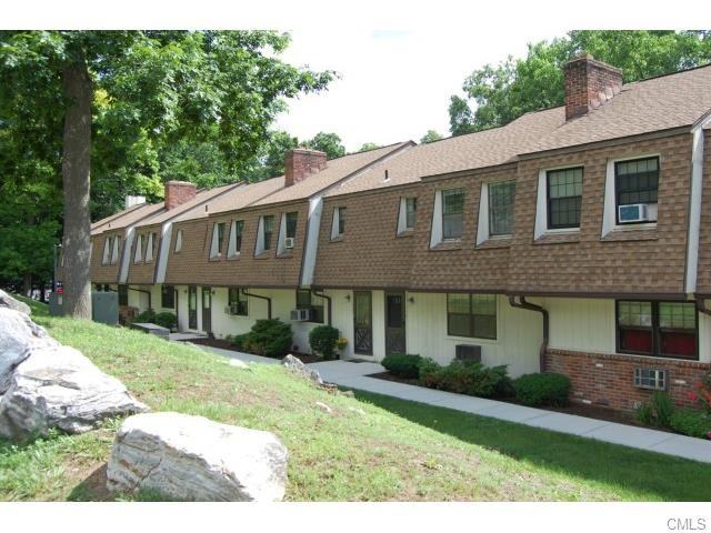 110 Homestead Ln #110 - Photo 3 of 20