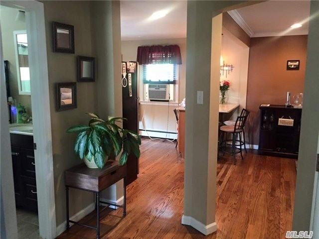 98 Staples St - Photo 3 of 6