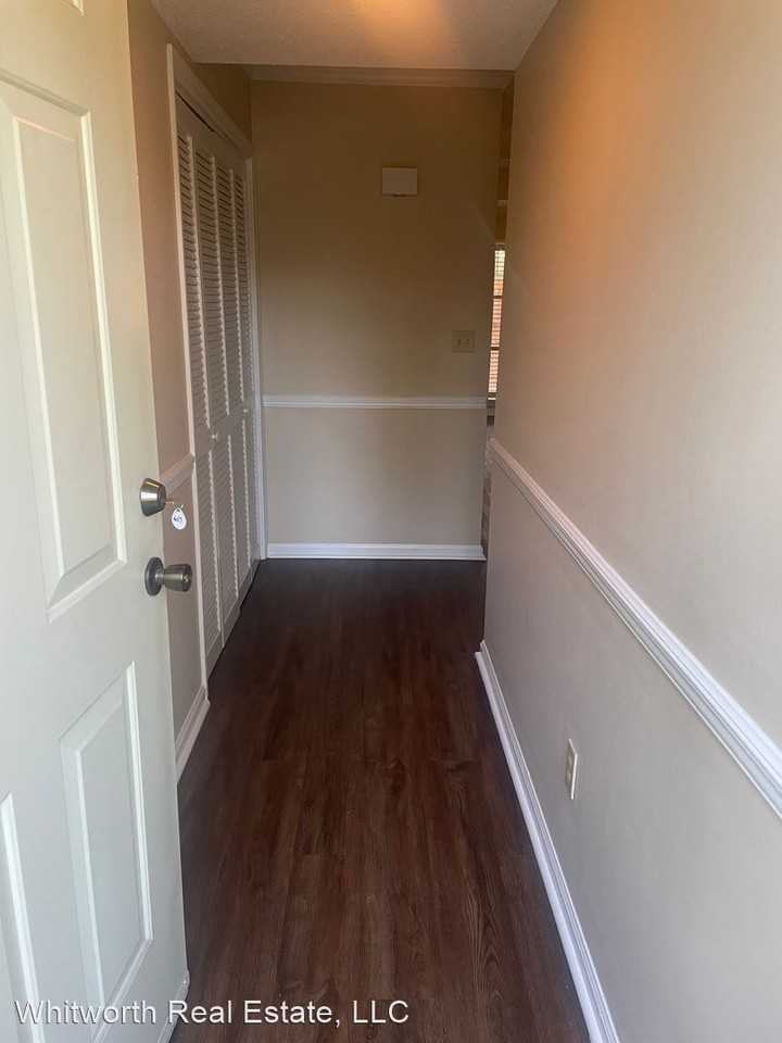 6117 Autumnwood Ln - Photo 3 of 27