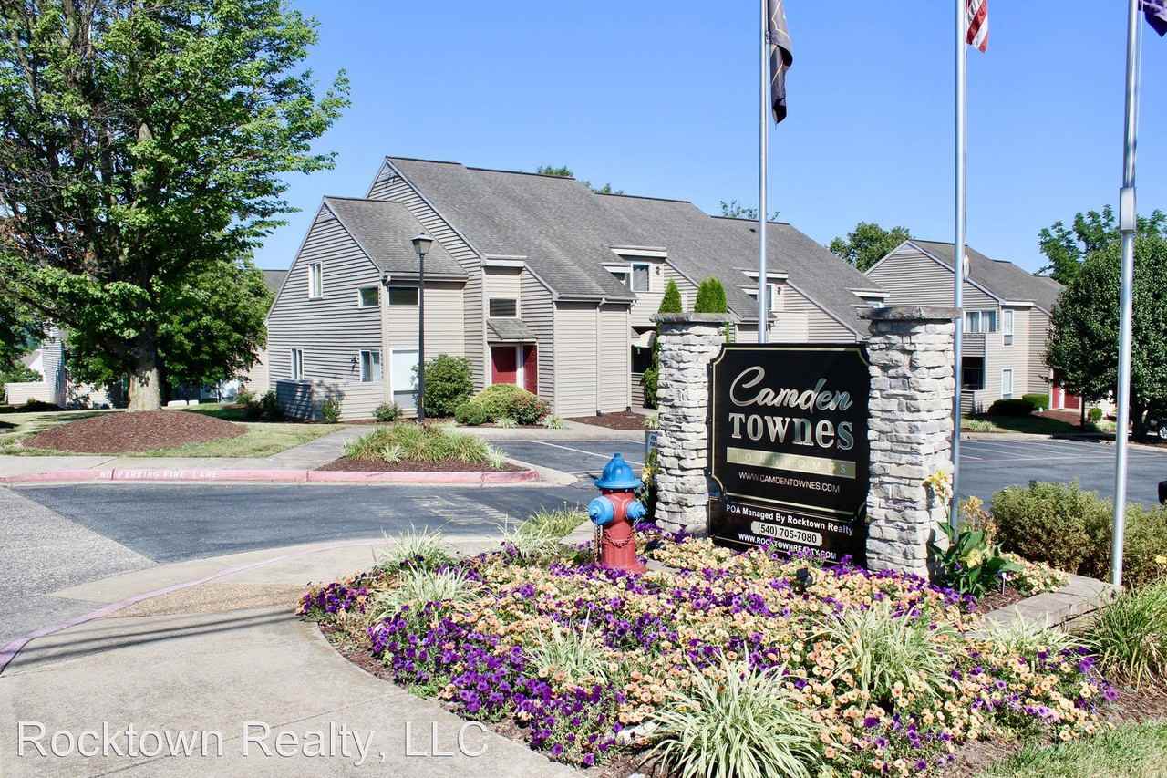 1343 Bradley Drive - Photo 3 of 16