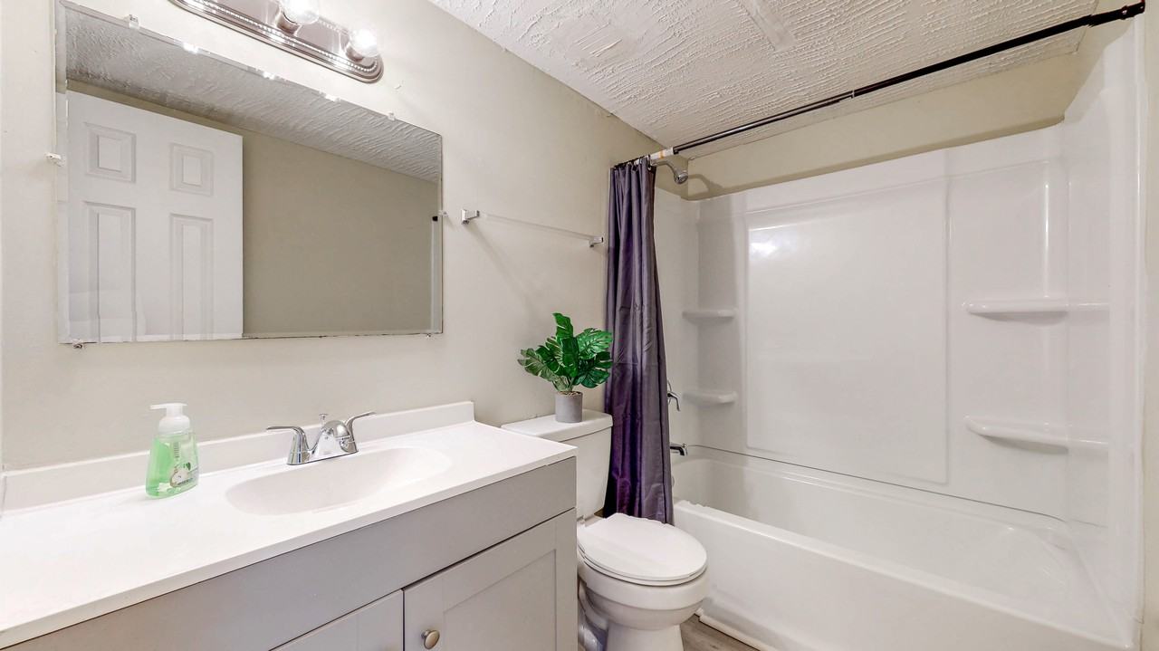 Petite Ln - Photo 2 of 11