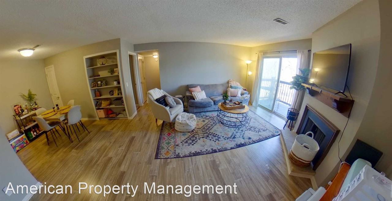 1010 Thurston St - Photo 2 of 11