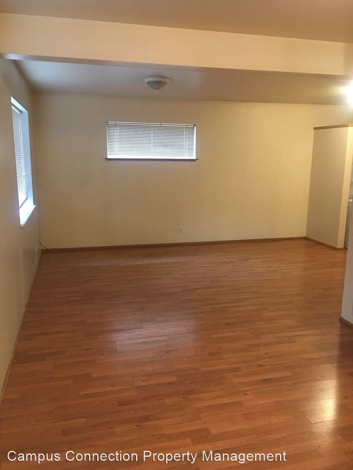 1580 Ferry Aly - Photo 2 of 11