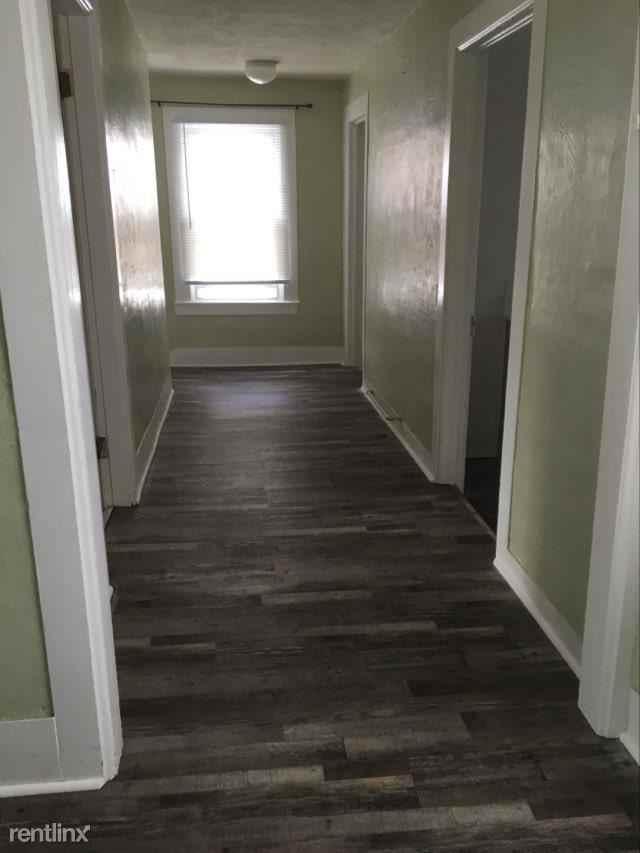 242 Mill St - Photo 2 of 5