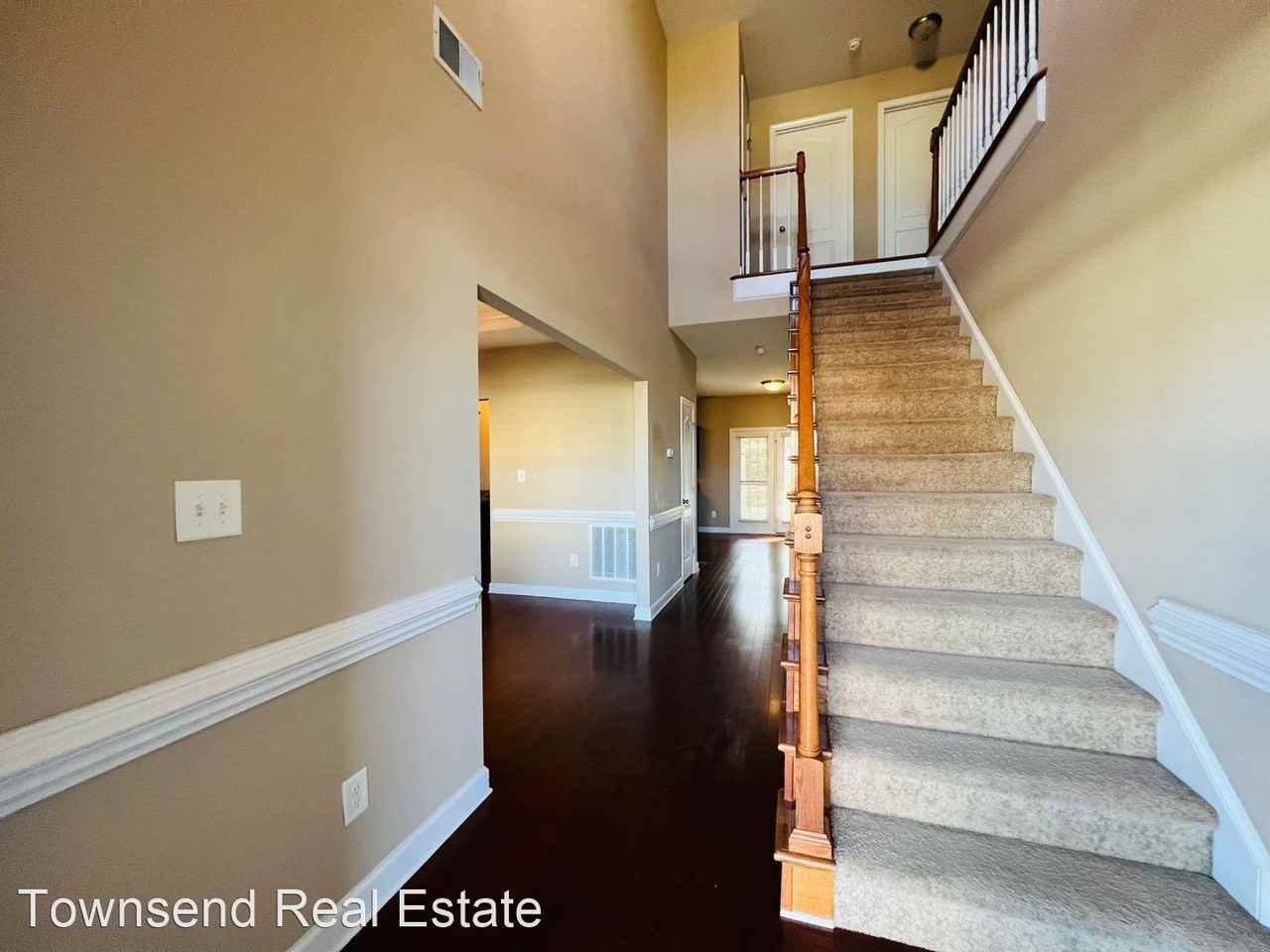 2817 Blockade Runner Dr - Photo 2 of 15