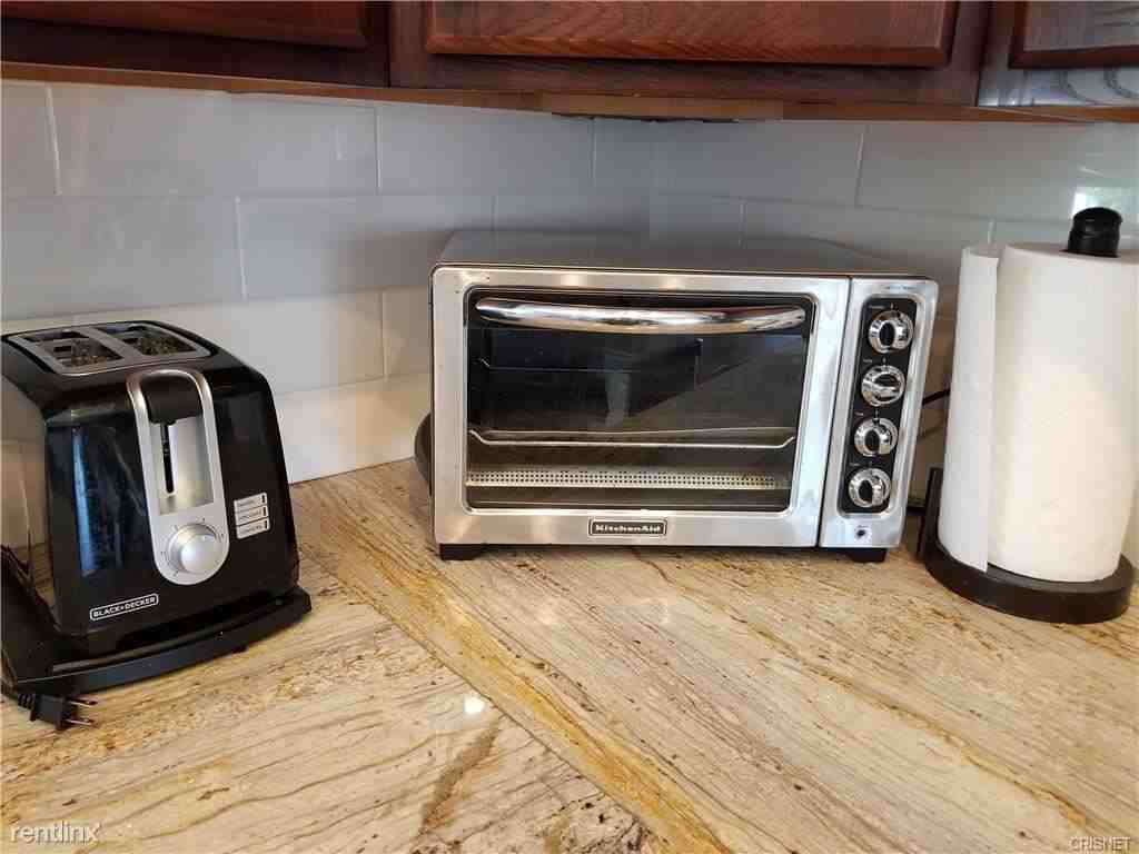 5920 Carell Ave - Photo 3 of 7