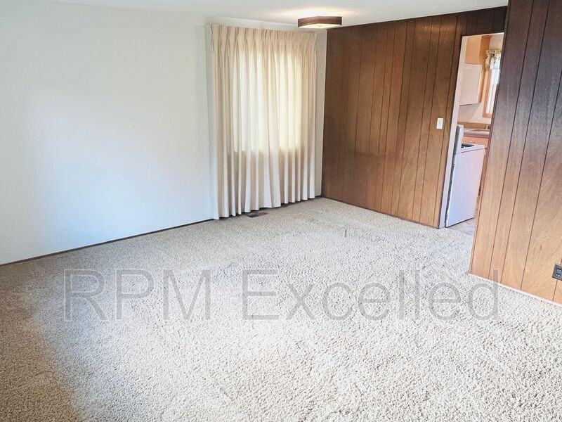 112 Sw 185th St - Photo 7 of 14