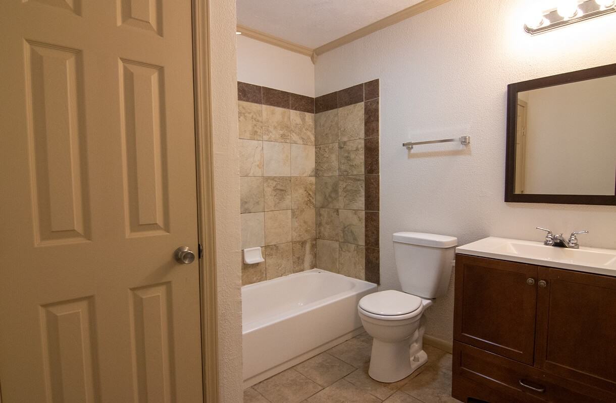 1826 Fox Run Dr - Photo 2 of 5