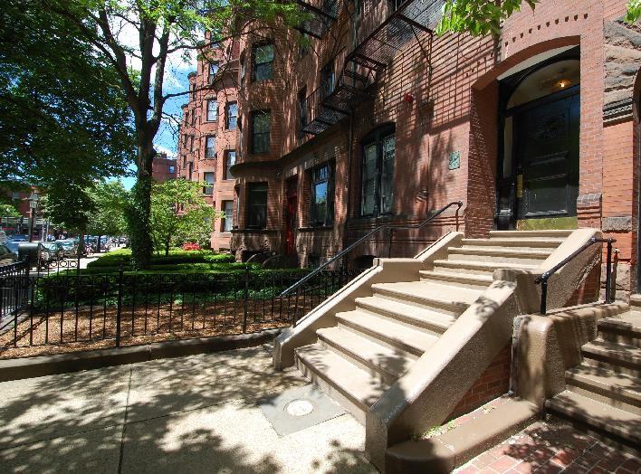 399 Marlborough St #9 - Photo 6 of 6