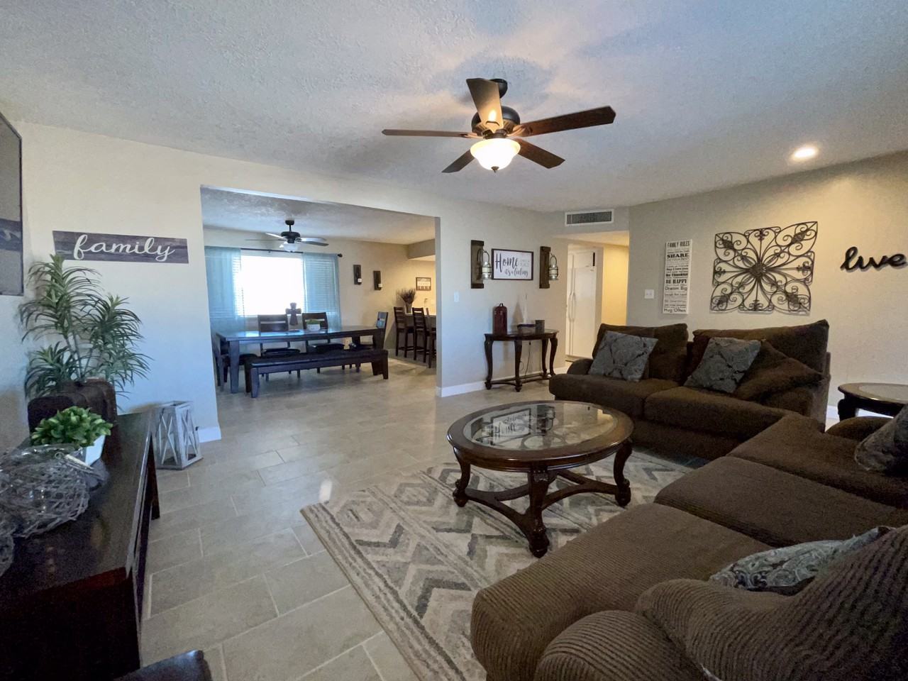 3378 E Katherine Dr - Photo 2 of 27