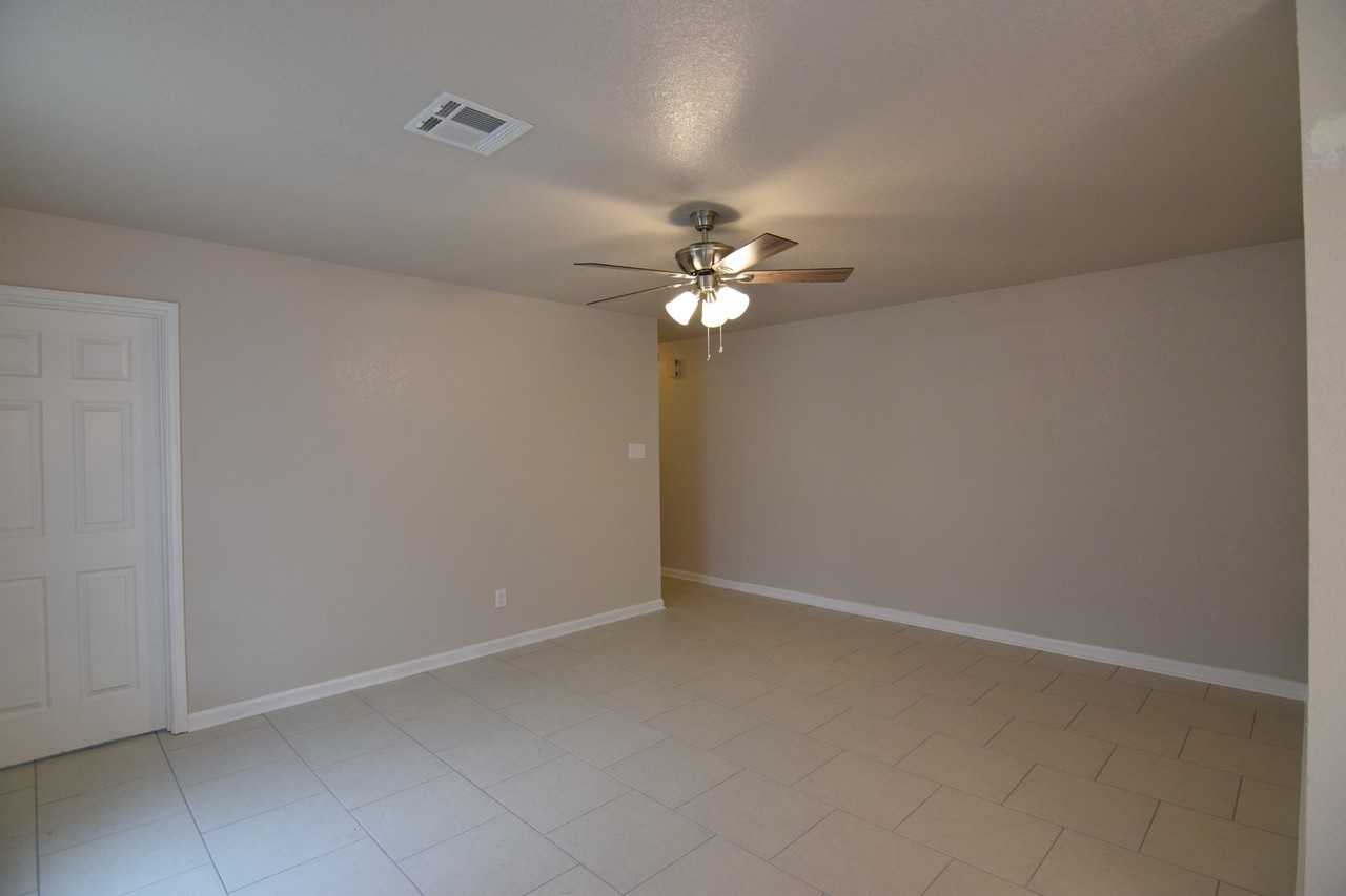 4507 Hank Dr - Photo 7 of 23