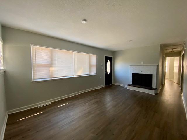 2906 S 24th St - Photo 2 of 12