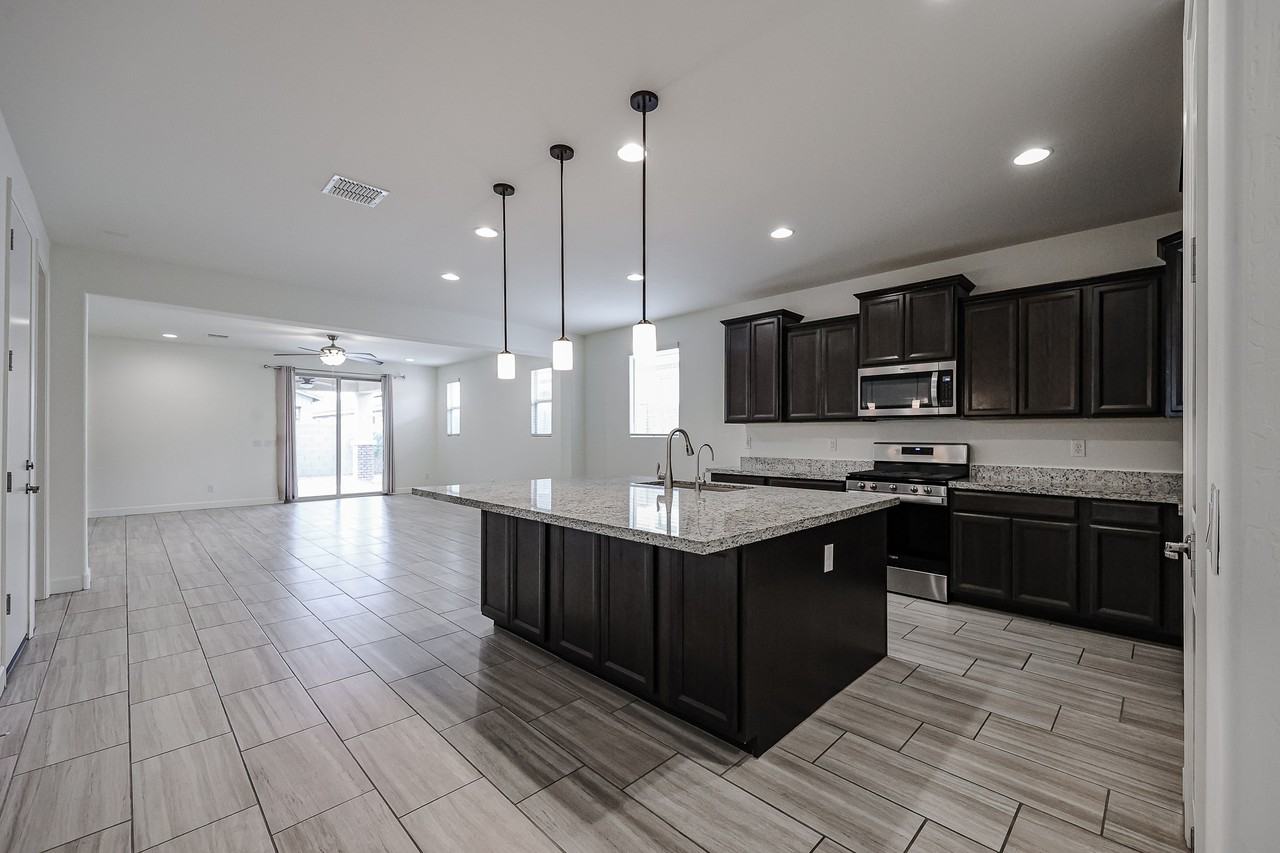 2732 S Merit - Photo 4 of 30