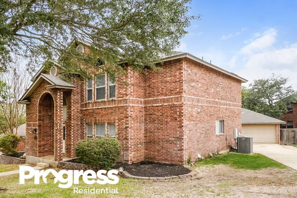 3119 Blanco Pass - Photo 3 of 17