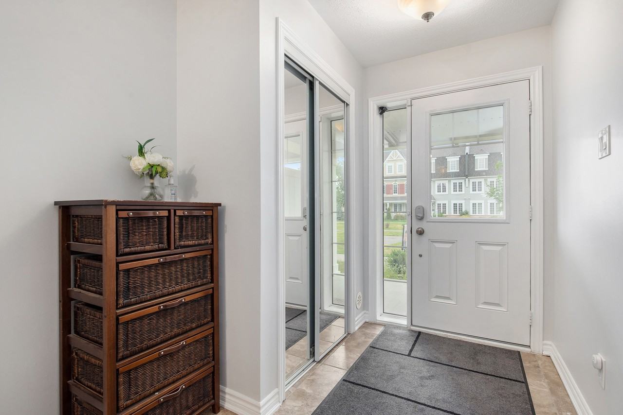 730 Maloja Way #D - Photo 2 of 27