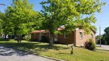 featured image of 303 Culbreth Ave