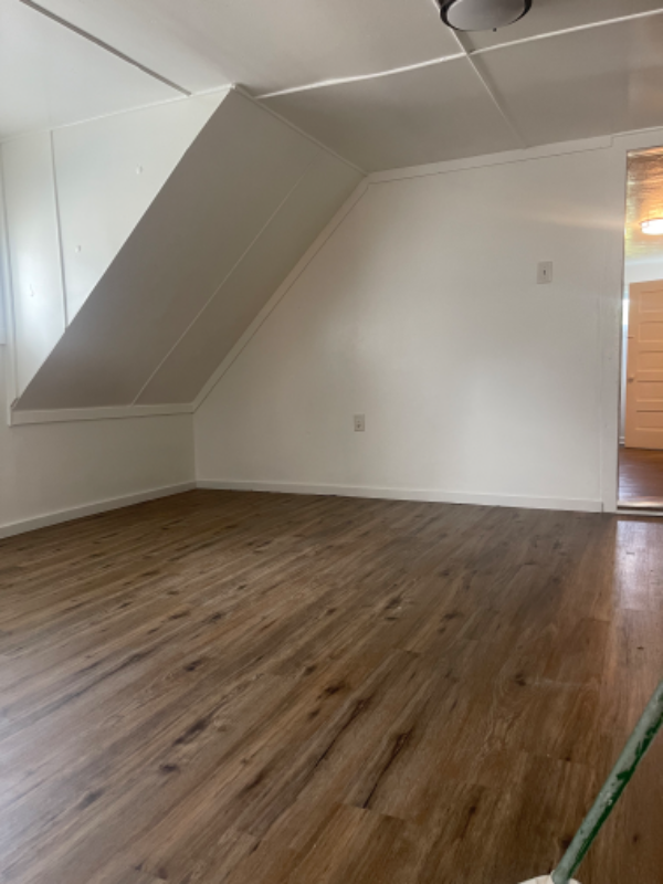 1022 Huffman St #2 - Photo 3 of 11