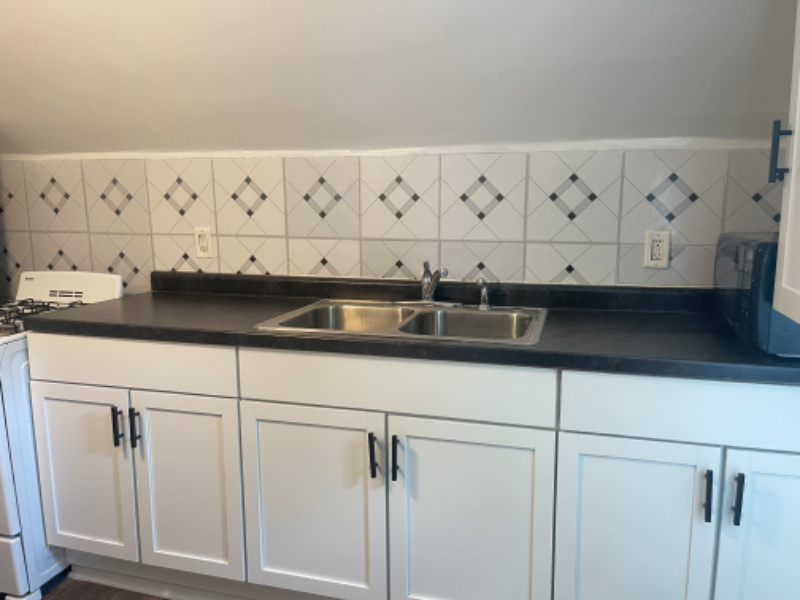 1022 Huffman St #2 - Photo 6 of 11