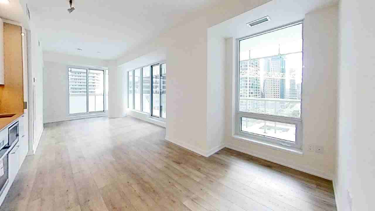 28 Freeland Street #902