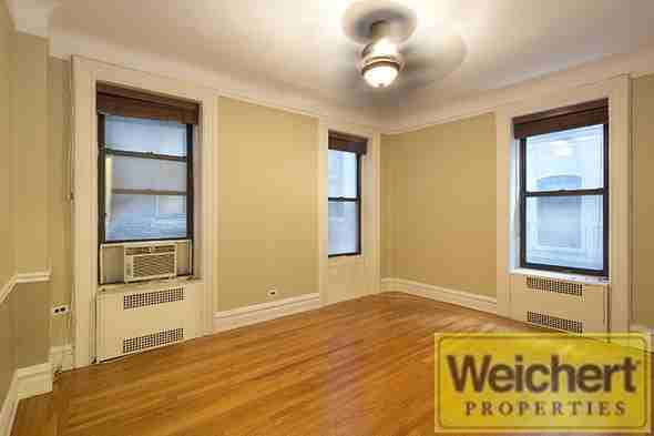 Broadway & West 54th St #1b