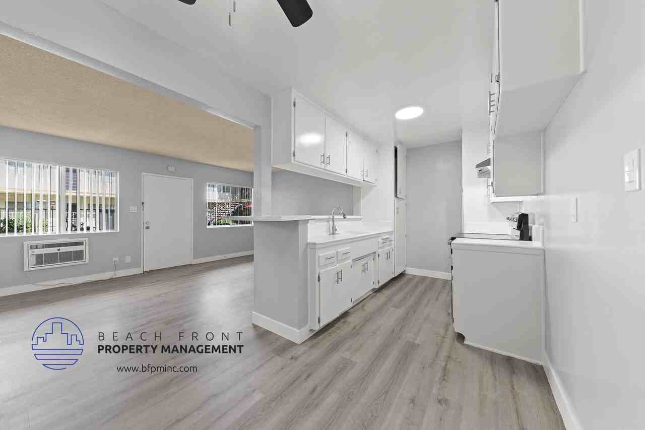 Constellation Apartments - Photo 2 of 30