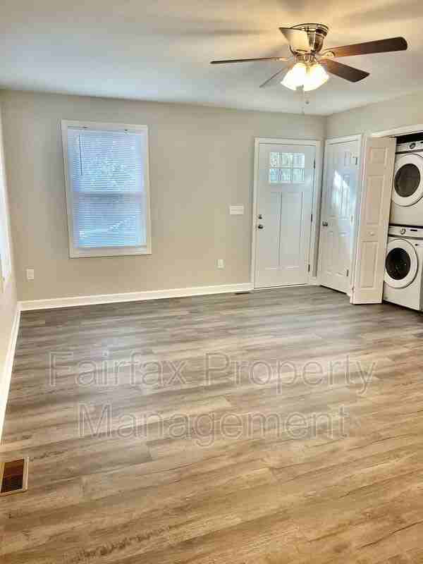 721 Liberty St #C - Photo 5 of 20