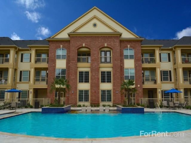 Spring Trace - Photo 2 of 33