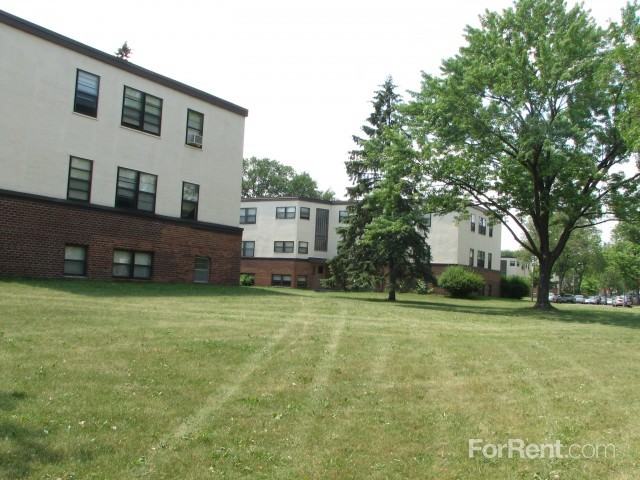 Sibley Manor - Photo 3 of 13