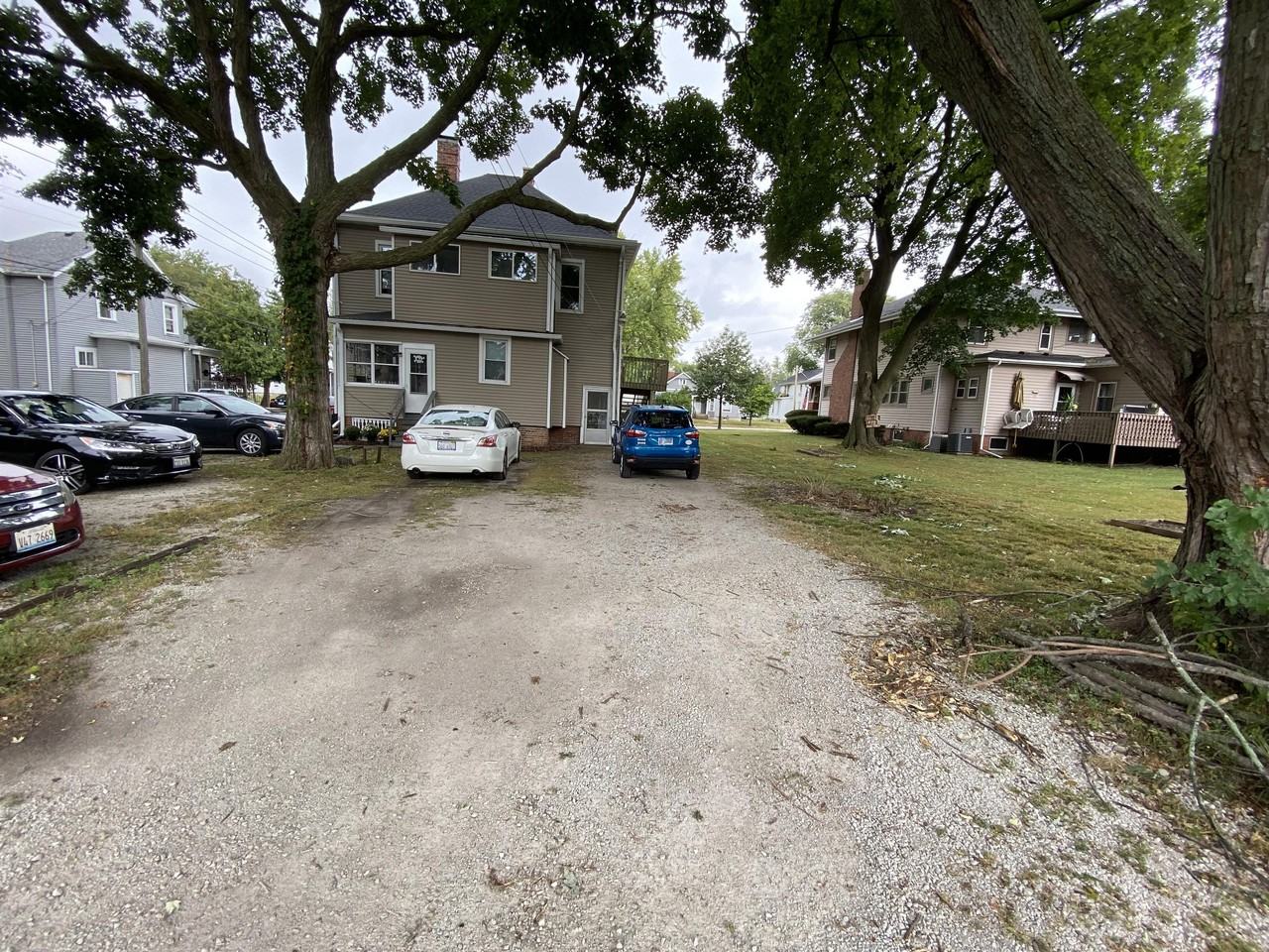 505 E Locust St #A - Photo 2 of 5