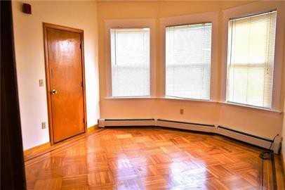 423 West Avenue - Photo 2 of 5