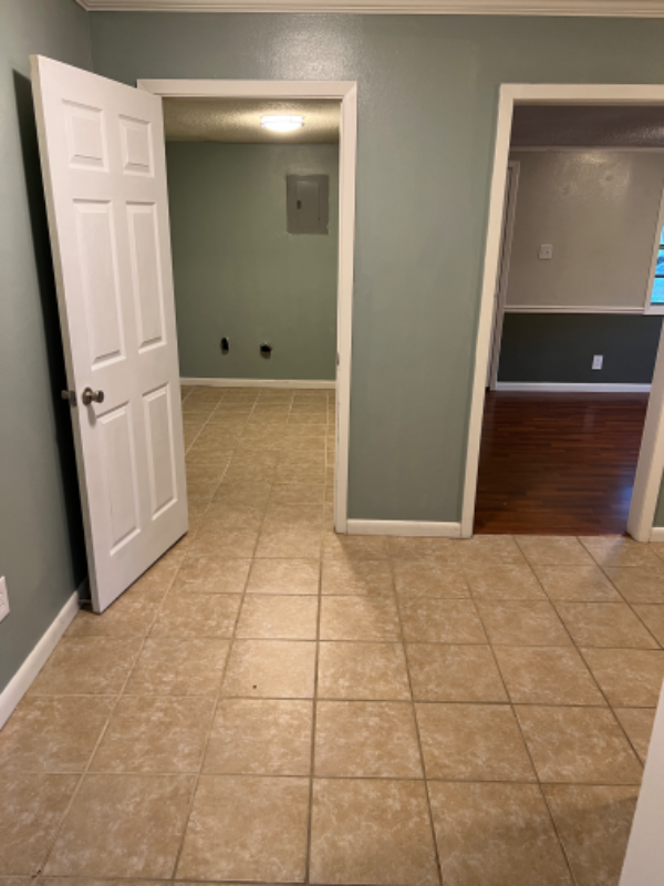 119 Fairlane Dr - Photo 7 of 18