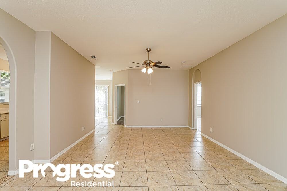 10112 Andover Point Cir - Photo 3 of 16