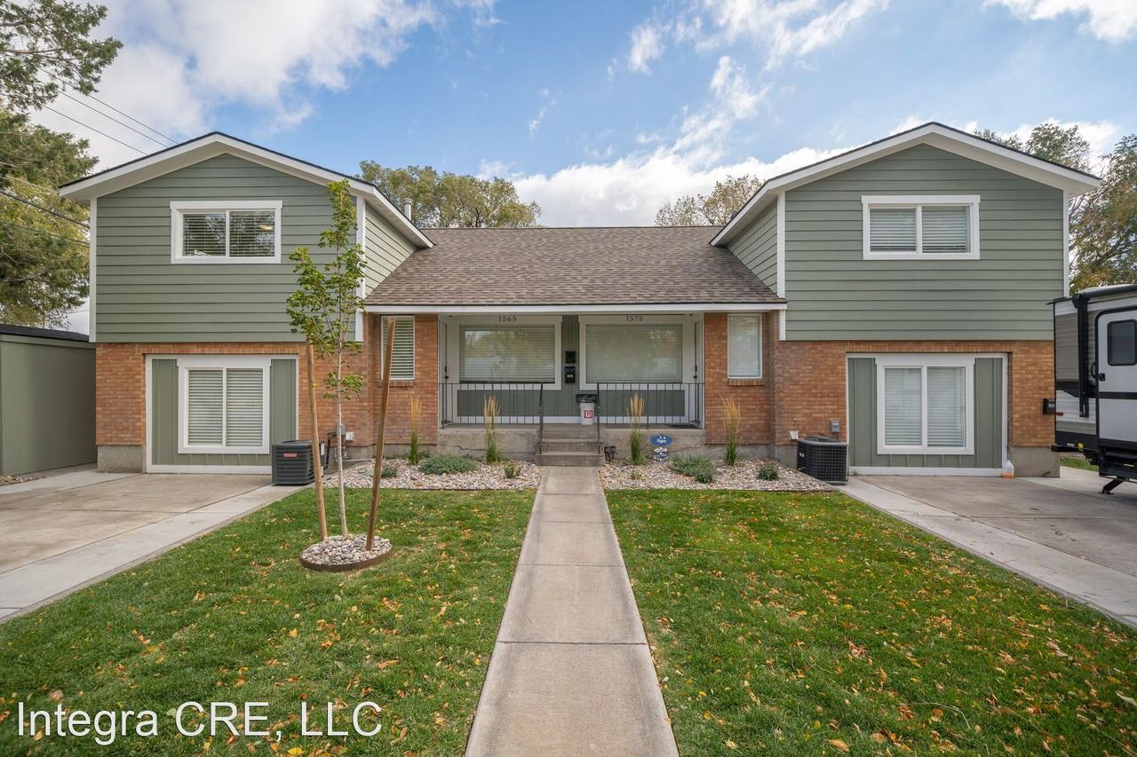 Higbee Tri-Plex - Photo 2 of 9