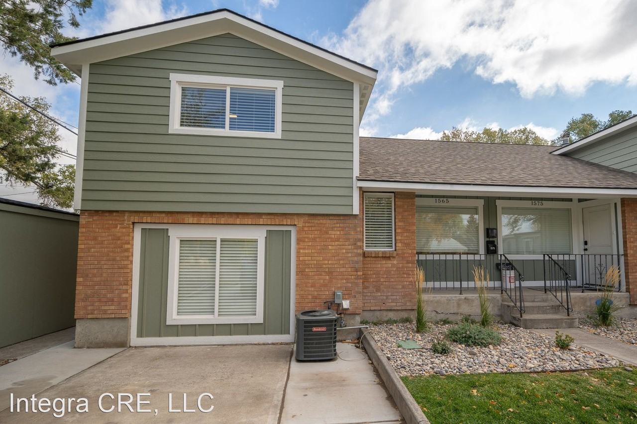 Higbee Tri-Plex - Photo 3 of 9